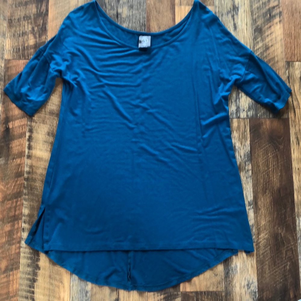 Agnes & Dora Tee